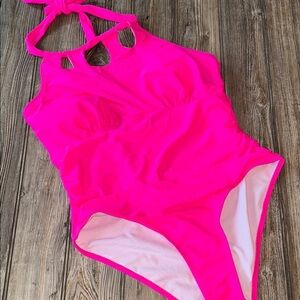 Hot pink swimsuit one piece halter xl new lined removable cups swim